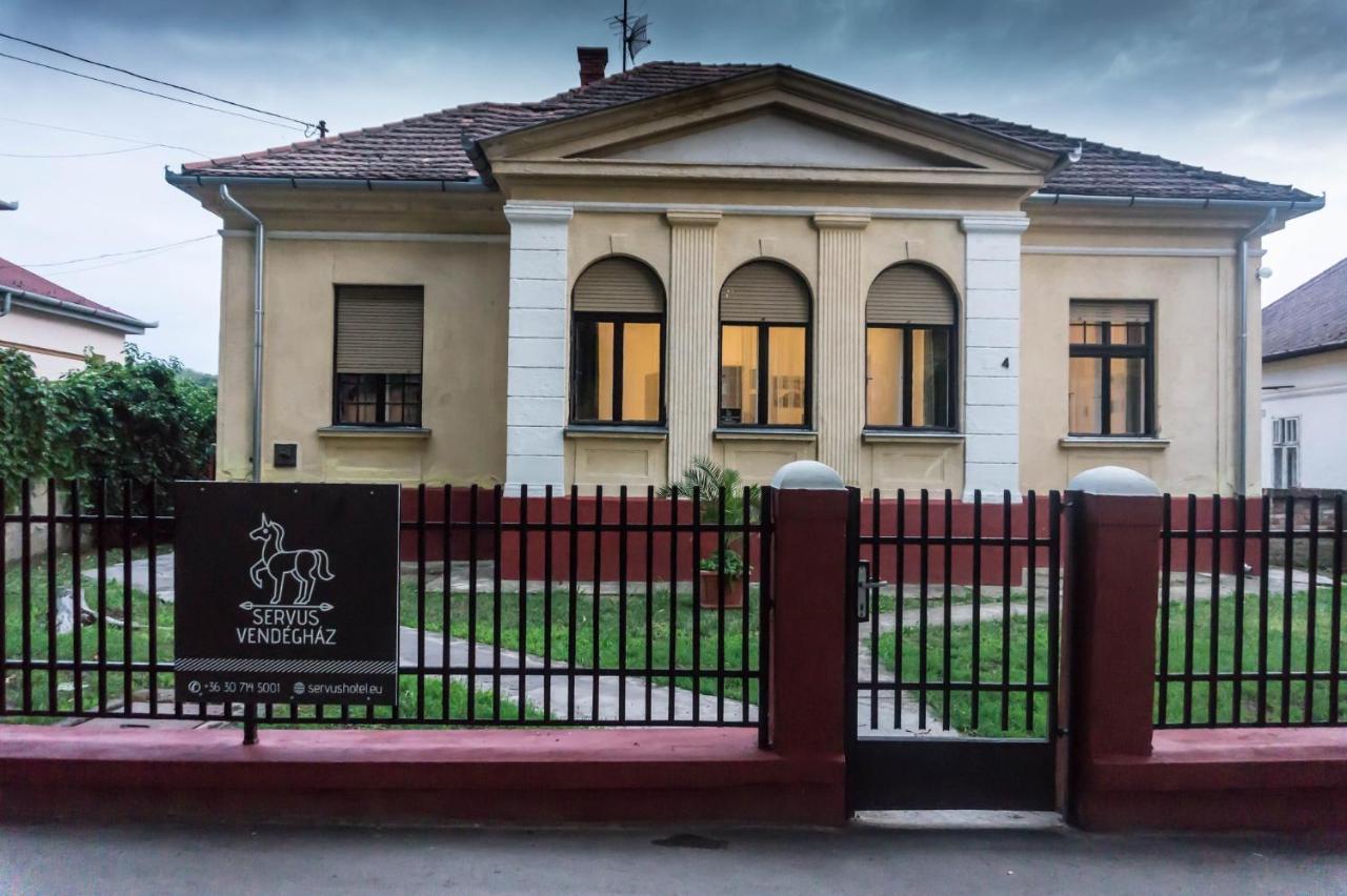 Servus Vendeghaz 2 Lengyeltoti エクステリア 写真